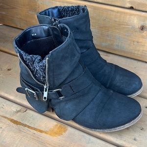 Jelly pop size 8.5 black booties